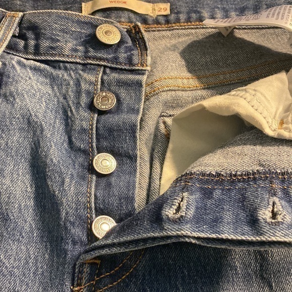 Levi’s premium WEDGIE women’s vintage jeans. Sz 29 - Picture 15 of 16